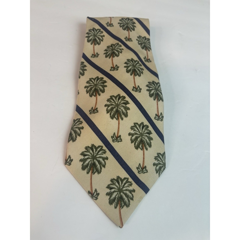 Tommy Bahama Necktie Palm Tree Pattern 100% Silk Hand Made